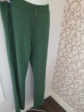 ZYIA Green Solstice Pants (Green)